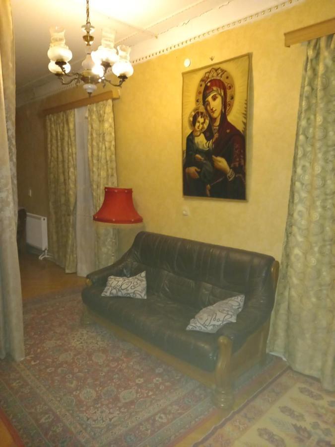 Guest House Gzirishvili Kvareli Esterno foto
