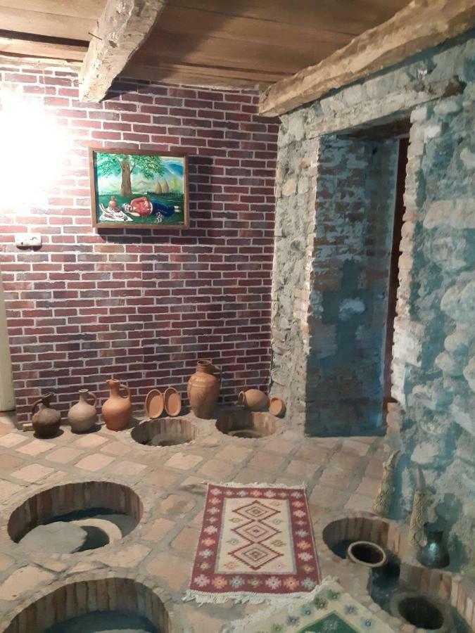 Guest House Gzirishvili Kvareli Esterno foto